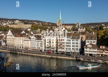 Allgemeine Ansicht der historischen Altstadt von Zürich MIT DEN UFERN DER LIMMAT und der ETH Zürich auf den Höhen der Stadt, Zürich, Kanton Zürich, Schweiz Stockfoto