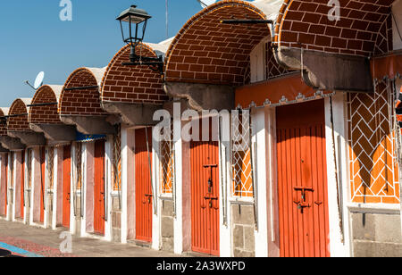 Mexikanische Handwerkermarkt El Parian in Puebla Stockfoto