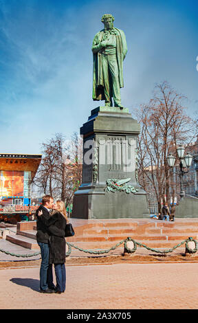 Die Statue von Alexander Puschkin, der berühmte russische Schriftsteller, Moskau, Russland. Stockfoto