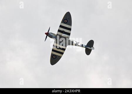 Supermarine Spitfire IX (G-LFIX) an der Flying Legends Airshow am 14. Juli 2019 Stockfoto