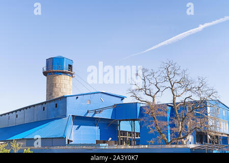 Temporäre Struktur an der Baustelle der U-Bahn. Industrielle Landschaft Stockfoto
