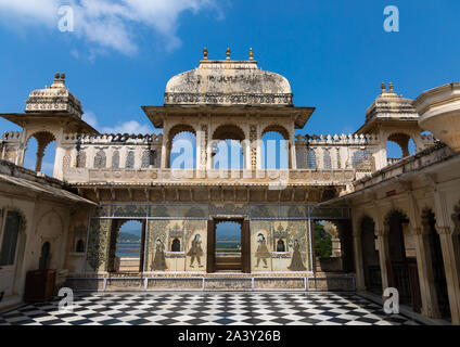 Rajput Innenhof im City Palace, Rajasthan, Udaipur, Indien Stockfoto