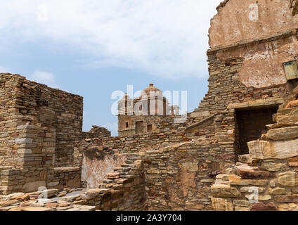 Die zerstörten Rana kumbha Palace innerhalb der mittelalterlichen Chittorgarh Fort Complex, Chittorgarh, Rajasthan, Indien Stockfoto