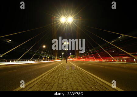 Puente de la Hispanidad en Valladolid, Castilla y Leon, Spanien Stockfoto