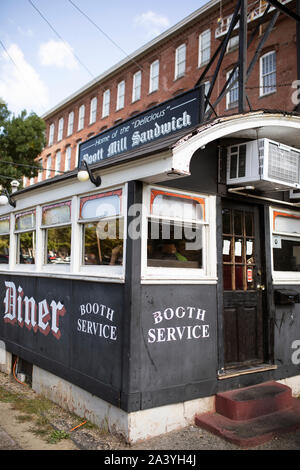 Arthur's Paradise Abendessen im boott Mühlengebäude auf Amory Straße in Lowell, Massachusetts, USA. Stockfoto