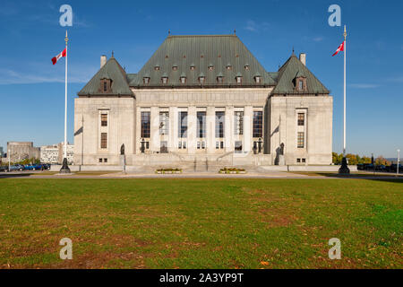 Ottawa, CA - 9. Oktober 2019: Der oberste Gerichtshof von Kanada in Ottawa. Stockfoto