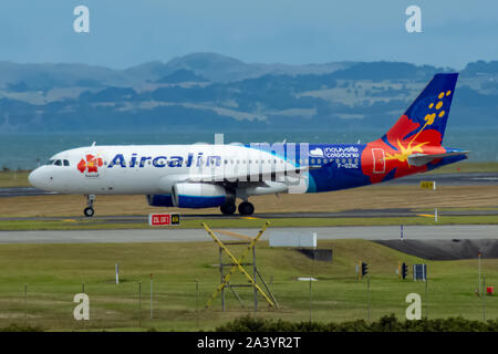 Aircalin, Airbus A320, das Rollen vor dem Abflug, Auckland International Airport Stockfoto