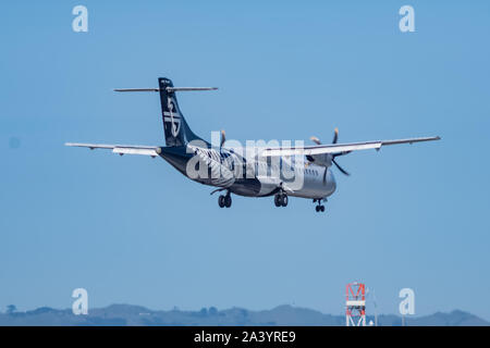 Air New Zealand, ATR72, Turboprop, Landung auf dem Internationalen Flughafen Auckland Stockfoto