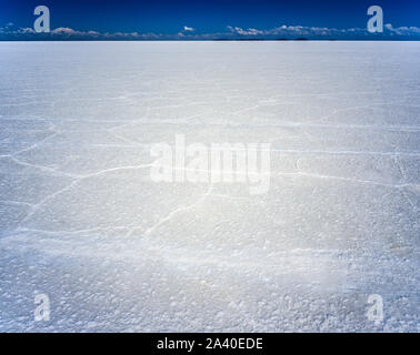 Der riesige Salzsee Salar de Uyuni in Bolivien Stockfoto