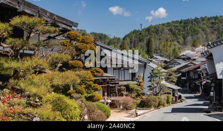 Altes Dorf auf nakasendo Street, traditionelle Häuser, Tsumago-juku, Kiso Tal, Japan Stockfoto