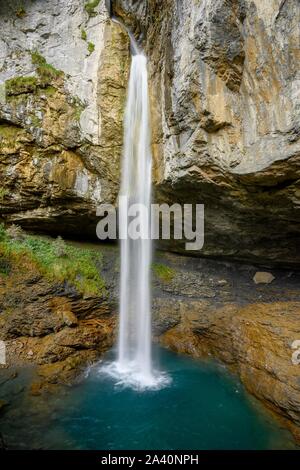 Wasserfall Berglistuber, Linthal, Klausenpass, Kanton Glaraus, Schweiz Stockfoto