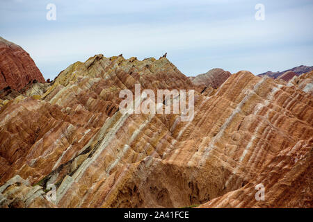 Landschaft von Danxia Relief in Zhangye Stadt im Nordwesten der chinesischen Provinz Gansu am Oktober 2nd, 2019. Stockfoto