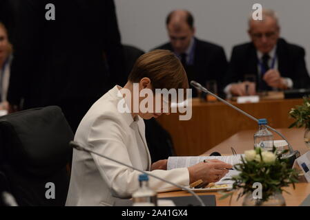 Athen, Griechenland. 11 Okt, 2019. Präsident Estlands Kirsti Kaljulaidis in der 15. Tagung der Staats- und Regierungschefs der Arraiolos Gruppe. (Foto von Dimitrios Karvountzis/Pacific Press) Quelle: Pacific Press Agency/Alamy leben Nachrichten Stockfoto