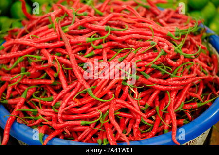 Indonesien Sumba Pasar Inpres Matawai - Hot red chili peppers Stockfoto
