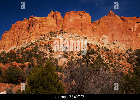 Sedimentgestein, Burr Trail, in der Nähe von Boulder, UT. Stockfoto