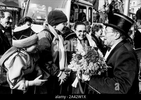 Archive 90 n: Wehrpflichtige März zu "La Vague" - die Welle, in Villefranche-sur-Saône, Rhone, Frankreich feiern Stockfoto