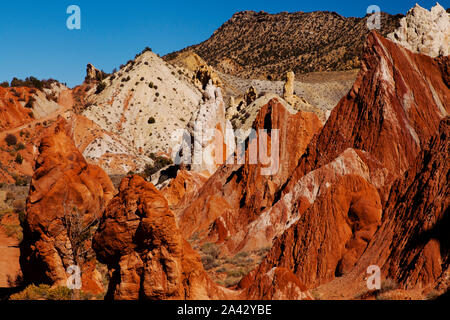 Skurrile und surreal "Candyland" Landschaft entlang der Cottonwood Canyon Road im Grand Staircase Escalante National Monument in Utah. Stockfoto