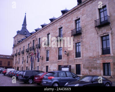 Fassade der Dogenpalast Arbeit im 17. Jahrhundert Herreriano Stil in Lerma. Januar 2, 2010. Lerma, Burgos, Castilla Leon, Europa. Reisen Tourismus St Stockfoto