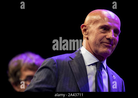 Trento, Italien. 11 Okt, 2019. ARRIGO SACCHI besucht''˜ Il Festival dello Sport" in Trento, Italien. Die Sports Festival ist eine einzigartige Chance für Fans und Enthusiasten ihre Idole zu treffen und zu versuchen, eine Reihe von sportlichen Aktivitäten. Credit: James Gasperotti/ZUMA Draht/Alamy leben Nachrichten Stockfoto