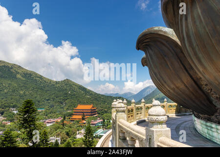 Hong Kong: Big Buddha auf Lantau Island mit Seilbahn Zugang Stockfoto