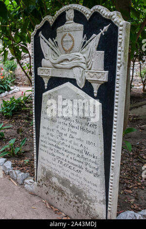 Gibraltar, Großbritannien - 27.Juli 2019: Trafalgar Friedhof von Gibraltar, Großbritannien. Grabstein von Kapitän Thomas Norman der Königlichen Marine Corps und HMS Mars, 1794 Stockfoto