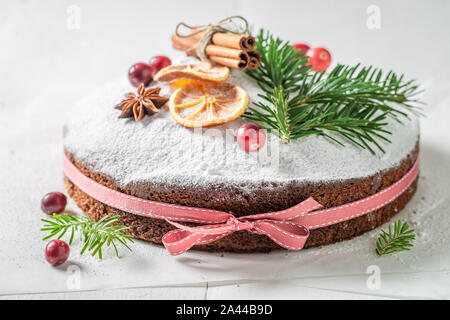 Hausgemachte und runde Mohn Kuchen für Weihnachten Stockfoto