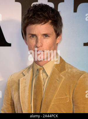 Oktober 07, 2019, London, England, UK-Eddie Redmayne kommt an der Aeronauts Premiere, Odeon Luxe, Leicester Square Stockfoto