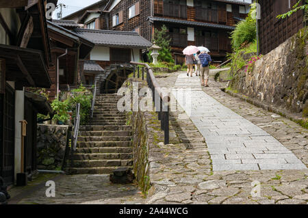 Magome, Japan - September 5, 2016: Touristen auf den Straßen von Magome historische Plz in Kiso Tal Stockfoto