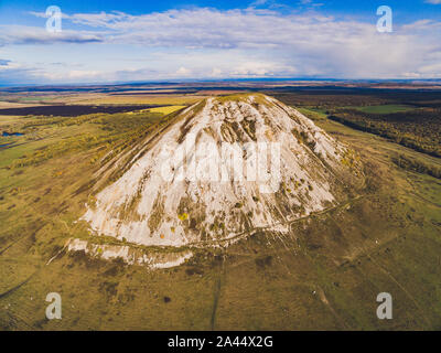 Mount Shihan Toratau in der Nähe der Stadt Ishimbai. Symbol der Stadt Ishimbai. Baschkortostan. Russland Stockfoto