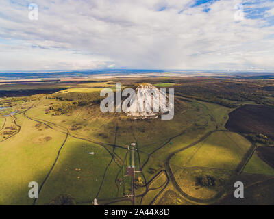 Mount Shihan Toratau in der Nähe der Stadt Ishimbai. Symbol der Stadt Ishimbai. Baschkortostan. Russland Stockfoto