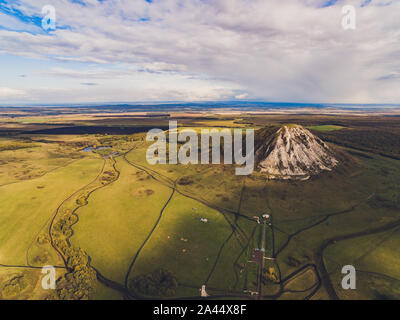 Mount Shihan Toratau in der Nähe der Stadt Ishimbai. Symbol der Stadt Ishimbai. Baschkortostan. Russland Stockfoto