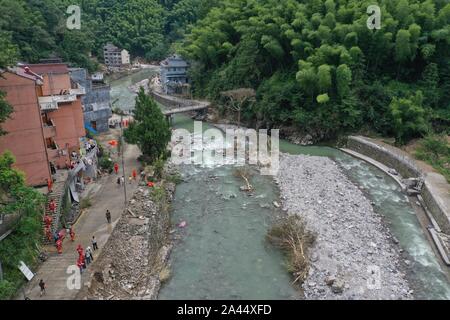 Luftaufnahme der Erdrutsch, der von Taifun Taifun Lekima, die 9. des Jahres, in Yongjia County, Wenzhou, China Zhejiang provinz verursacht Stockfoto