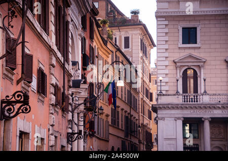 Romanische architektonische Details in Rom, Italien. Stockfoto