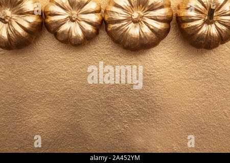 Golden thanksgiving Kürbis overhead Flay legen Zusammensetzung Stockfoto