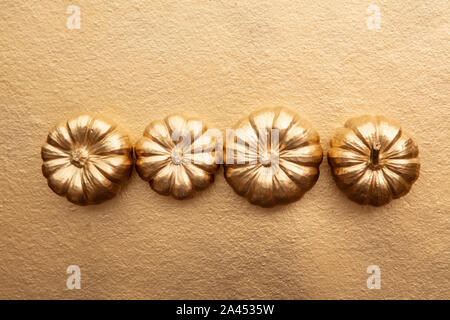 Golden thanksgiving Kürbis overhead Flay legen Zusammensetzung Stockfoto