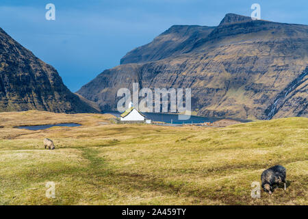 Kirche von Saksun, Streymoy, Färöer, Dänemark Stockfoto