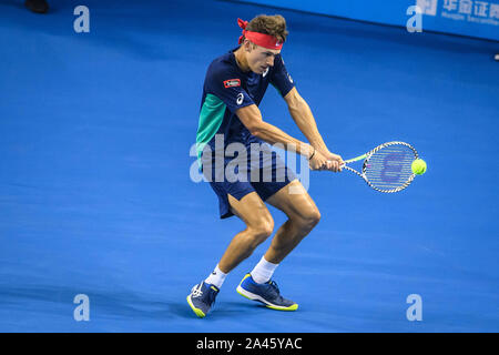 Australische professional tennis player Alex de Minaur konkurriert gegen Französische Tennisprofi Adrian Mannarino am abschließenden von Zhuhai Champi Stockfoto