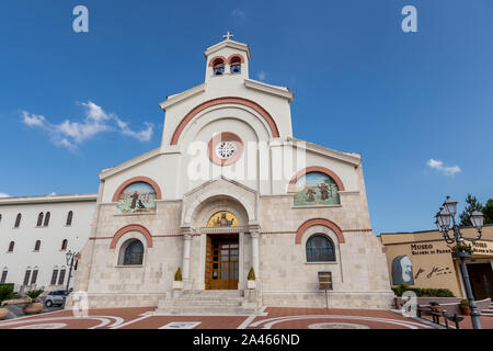 Kloster der Kapuziner, Kirche der Heiligen Familie und Museum der Erinnerungen, das vom Heiligen Vater Pius auch bekannt als Padre Pio, in Pietrelcina, Benevento, Italien Stockfoto