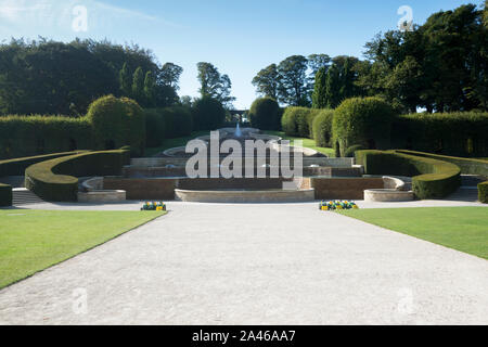 Die Große Kaskade Springbrunnen in Alnwick Garden Northumberland, Großbritannien Stockfoto