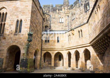 Die State Zimmer Innenhof von Alnwick Castle Northumberland, Großbritannien Stockfoto