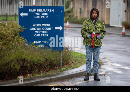 Rapper MIA nach dem Besuch von Wikileaks Gründer Julian Assange im Belmarsh Prison, in Woolwich, London. Stockfoto