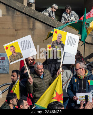 Glasgow, Schottland, Großbritannien. 12. Oktober 2019: Menschen aus Protest gegen die türkische Besetzung und der ethnischen Säuberung der Kurden. Stockfoto