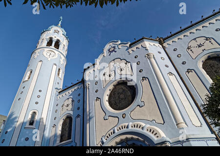 Bratislava, Slowakei. August 13, 2019. Der St. Elisabeth Kirche allgemein als Blaue Kirche in Bratislava, Slowakei bekannt. Stockfoto
