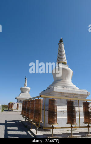 Schöne Ausblicke auf die Landschaft von Mati Tempel in Zhangye Gansu Chinas. Stockfoto