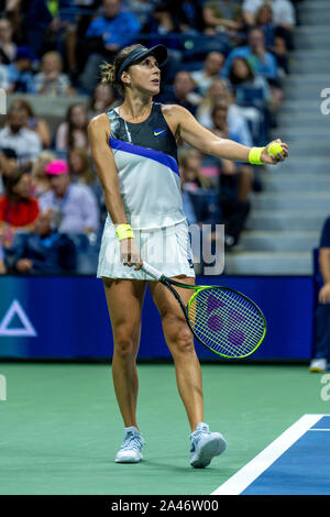 Belinda Bencic der Schweiz im Halbfinale der Frauen der 2019 US Open Tennis Championships konkurrieren. Stockfoto