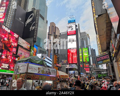 New York, USA. 08 Sep, 2019. Times Square in Manhattan. Quelle: Alexandra Schuler/dpa/Alamy leben Nachrichten Stockfoto