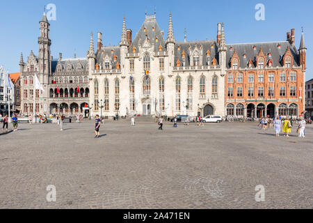 Brügge, Belgien - August 2019; Die provinciaal Hof (Provinz) Stockfoto