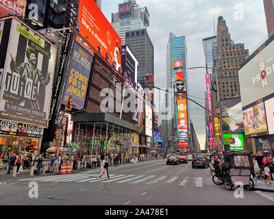 New York, USA. 08 Sep, 2019. Times Square in Manhattan. Quelle: Alexandra Schuler/dpa/Alamy leben Nachrichten Stockfoto