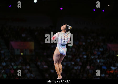 Stuttgart, Deutschland. 12 Okt, 2019. Shallon Olsen von Kanada konkurrieren in den Vault für Frauen während der 49 Abb. Gymnastics World Championships in der Hanns Martin Schleyer Halle in Stuttgart, Deutschland. Ulrik Pedersen/CSM/Alamy leben Nachrichten Stockfoto