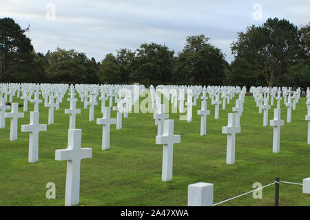 Omaha Beach, Normandie 09/10/2017. D-Day, die Landung der Amerikaner. Friedhof und Denkmal für die Gefallenen. Stockfoto